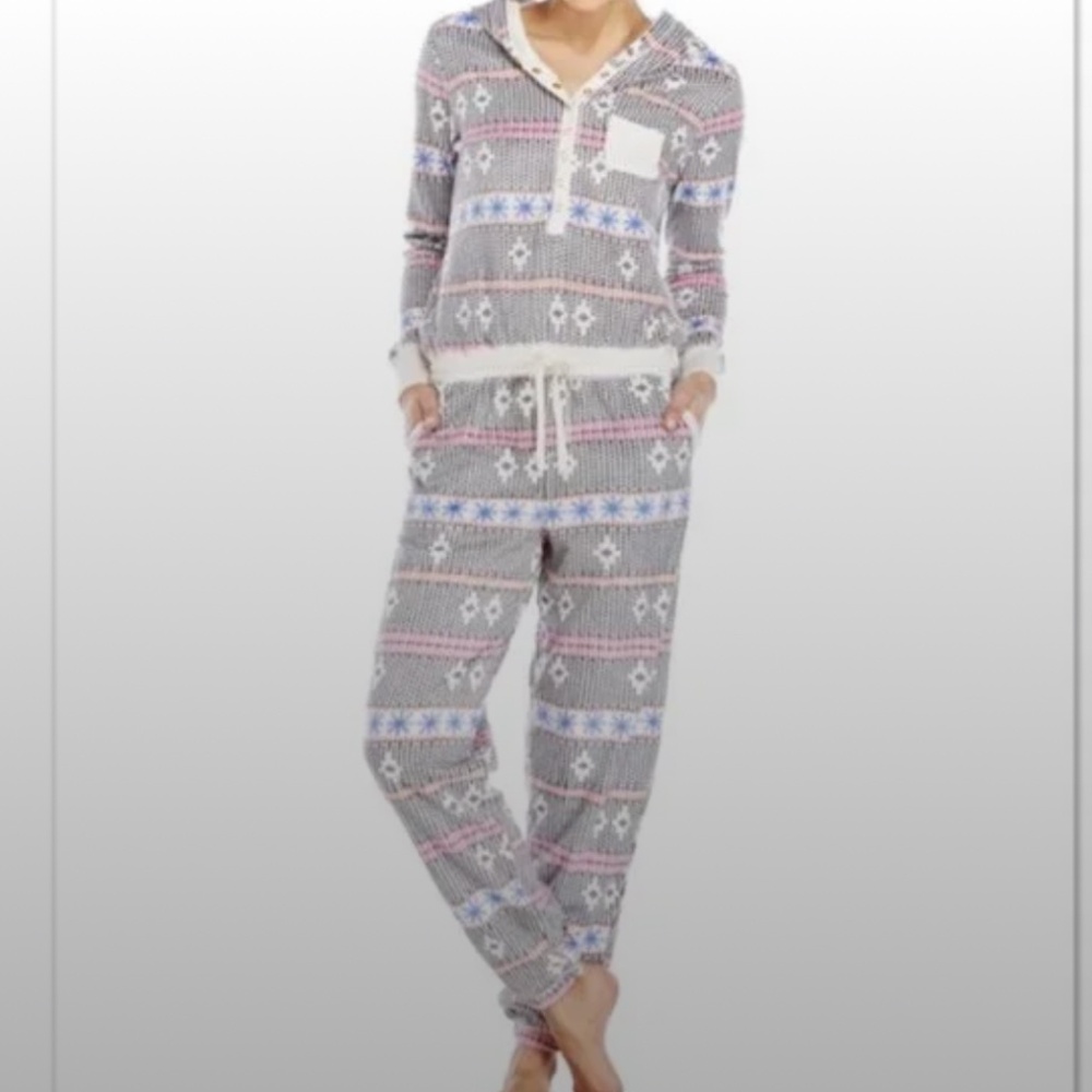 Kensie Onesie Hooded Fleece Holiday Snowflake Pattern One Piece PJ's Size M